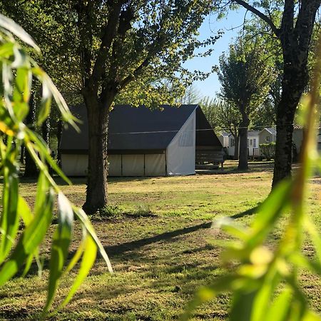 Camping Les Mancellieres Avrille  ภายนอก รูปภาพ